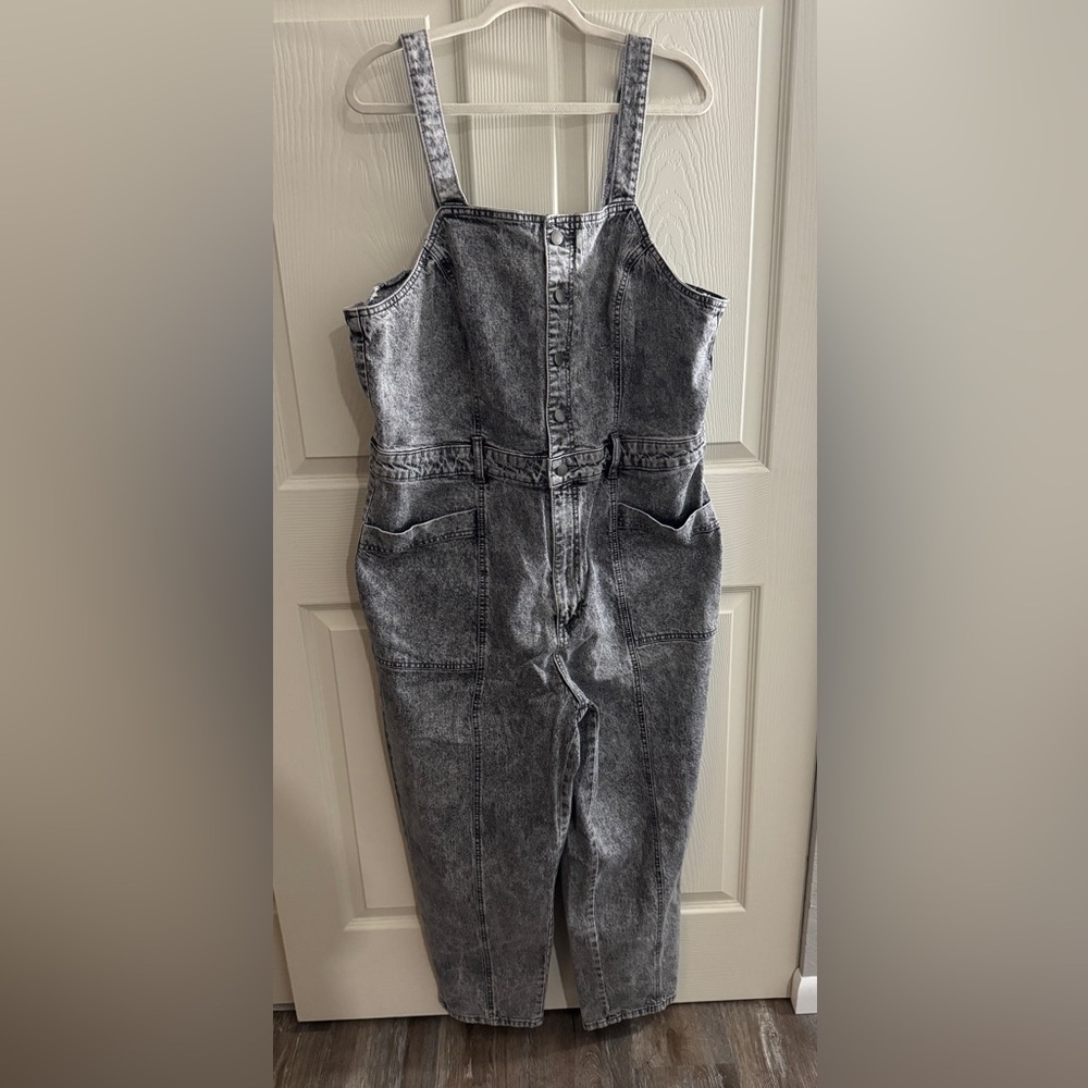 Universal Thread Gray Denim Overalls